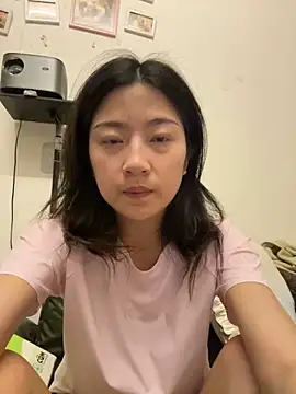 Olivia PINK0322 online show from 04/23/26, 02:08