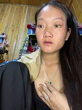 Jolinie online show from 04/19/26, 01:10
