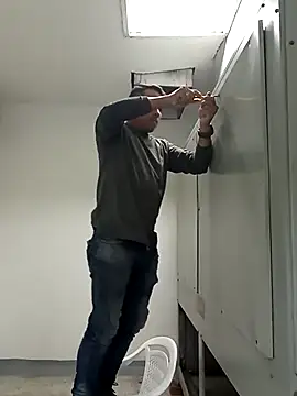 Meliods online show from 04/05/26, 01:52