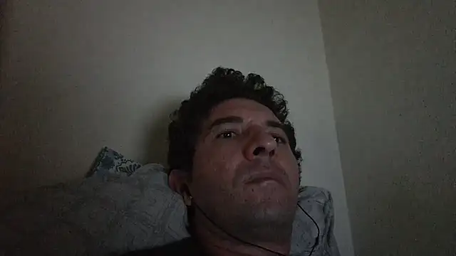 Sueliton2 online show from 04/09/26, 09:09