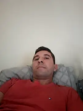 Sueliton2 online show from 04/27/26, 08:07