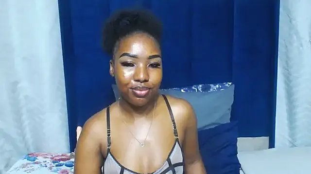Candylips22 online show from 04/23/26, 05:48