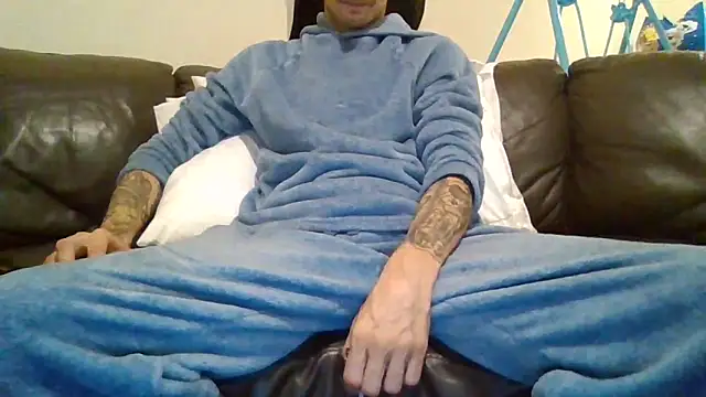 feetlovrr94 online show from 05/12/26, 11:13
