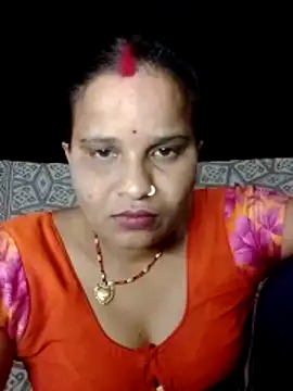 Shivani09900 online show from 05/27/26, 06:49