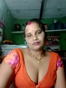 Shivani09900 online show from 05/28/26, 07:55