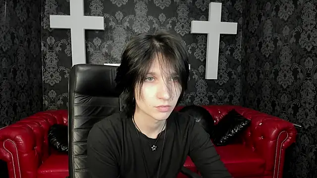 Snapshot of AdonBev chatting on 04/28/26, 05:12 AdonBev online show from 04/28/26, 05:12