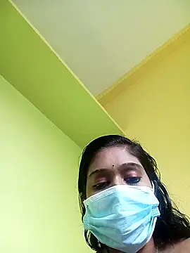 Snapshot of bannerjeesneha20 chatting on 03/29/26, 05:18 bannerjeesneha20 online show from 03/29/26, 05:18