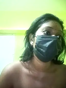Snapshot of bannerjeesneha20 chatting on 04/13/26, 07:19 bannerjeesneha20 online show from 04/13/26, 07:19