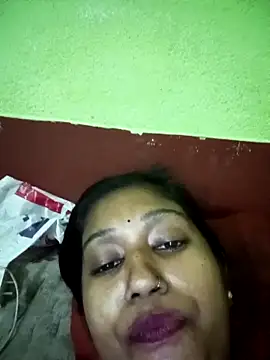 Snapshot of bannerjeesneha20 chatting on 04/24/26, 02:19 bannerjeesneha20 online show from 04/24/26, 02:19