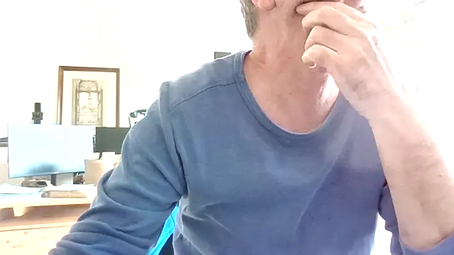 HotLucas66 online show from 04/01/26, 01:41