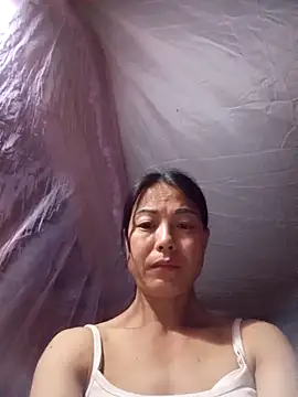 Snapshot of -Numin- chatting on 05/11/26, 04:48 -Numin- online show from 05/11/26, 04:48