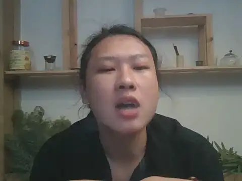 Live-001 online show from 05/31/26, 11:06