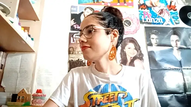 Snapshot of KaylaRise chatting on 03/26/26, 05:18 KaylaRise online show from 03/26/26, 05:18