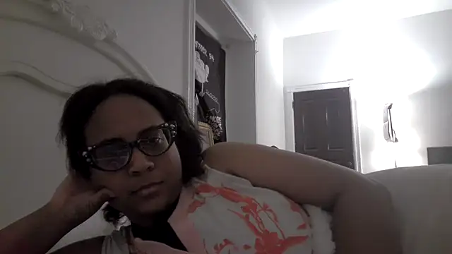 Snapshot of biancadoesit chatting on 03/28/26, 05:07 biancadoesit online show from 03/28/26, 05:07