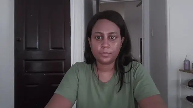 Snapshot of biancadoesit chatting on 07/12/26, 12:18 biancadoesit online show from 07/12/26, 12:18