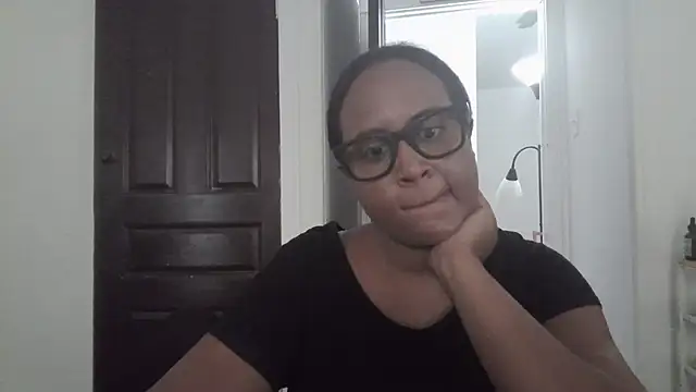 Snapshot of biancadoesit chatting on 07/16/26, 02:56 biancadoesit online show from 07/16/26, 02:56