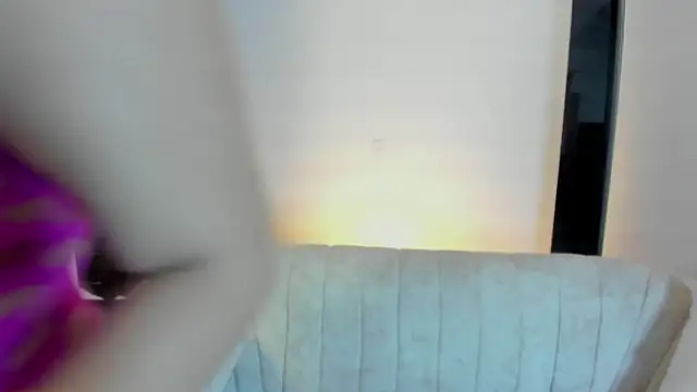 Snapshot of rudyhlowes chatting on 04/25/26, 02:58 rudyhlowes online show from 04/25/26, 02:58