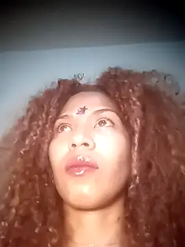 Snapshot of SolashLitzy_Curly chatting on 07/10/26, 06:28 SolashLitzy Curly online show from 07/10/26, 06:28