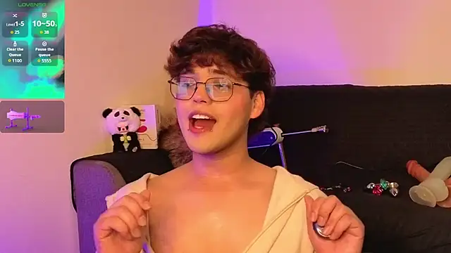 Snapshot of hornsgoat_ chatting on 04/07/26, 08:31 hornsgoat online show from 04/07/26, 08:31