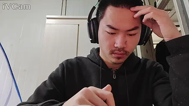 dyjdddttj online show from 04/21/26, 01:42