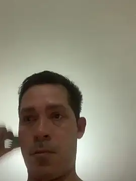 Gabriel leon33 online show from 04/25/26, 05:21