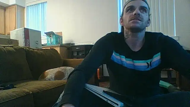 Snapshot of DavidEugeneOr chatting on 04/29/26, 01:15 DavidEugeneOr online show from 04/29/26, 01:15