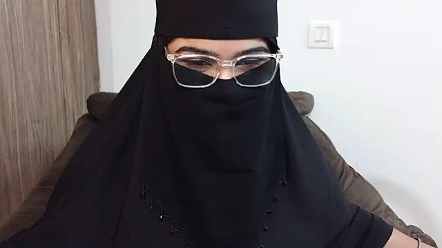 karandeep kaur isback online show from 03/27/26, 01:33
