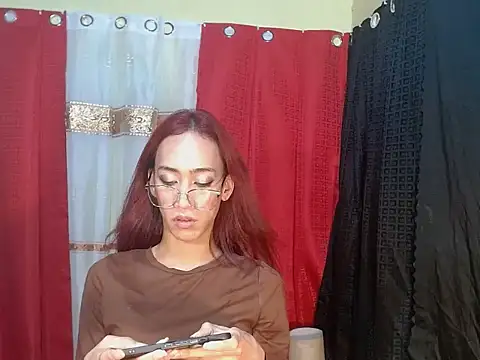 HottestLadyYuna online show from 04/18/26, 07:58