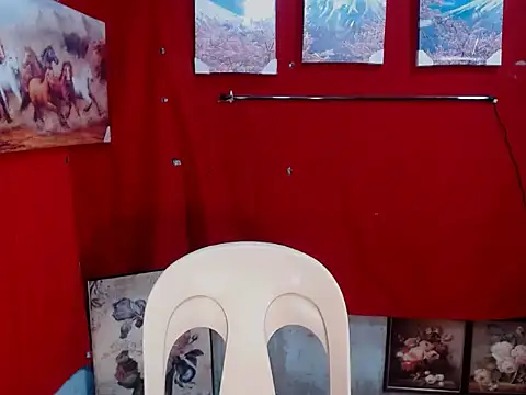 HottestLadyYuna online show from 05/04/26, 07:37