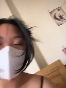 quynhanh08 online show from 04/20/26, 10:40