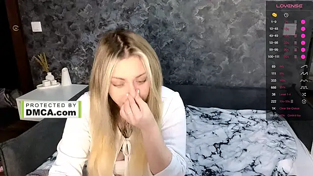 Snapshot of StasyLucke chatting on 05/16/26, 05:04 StasyLucke online show from 05/16/26, 05:04