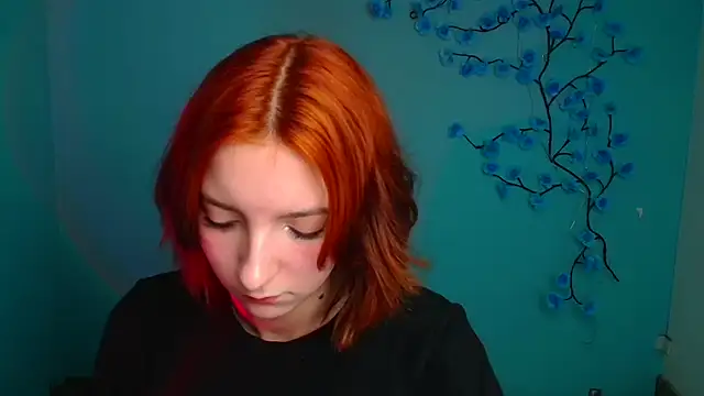 Butterfly Milly online show from 03/25/26, 02:01