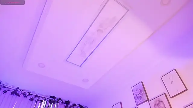 emilydolly  online show from 04/18/26, 11:25