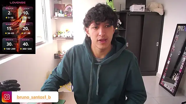 Bruno santos1 online show from 04/28/26, 12:54