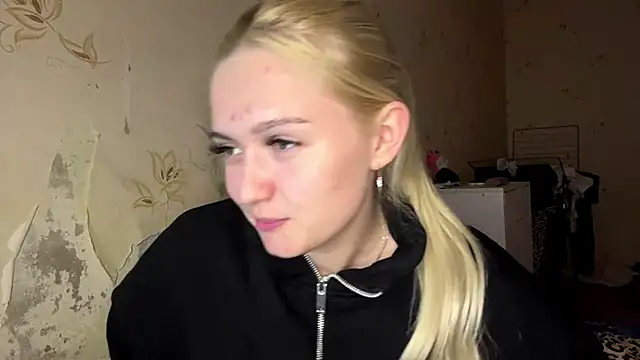 Sophia Blonde online show from 04/27/26, 03:10