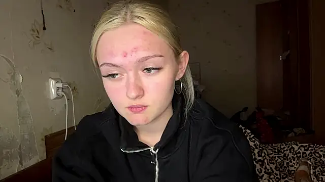 Sophia Blonde online show from 04/28/26, 03:39