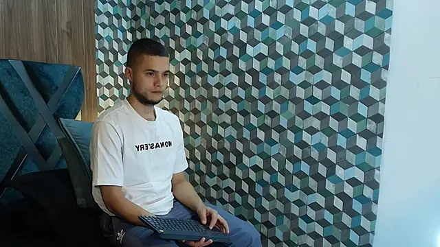 Joaho Fernandez online show from 05/15/26, 09:22