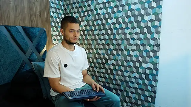 Joaho Fernandez online show from 06/08/26, 09:15