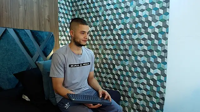 Joaho Fernandez online show from 06/11/26, 09:13