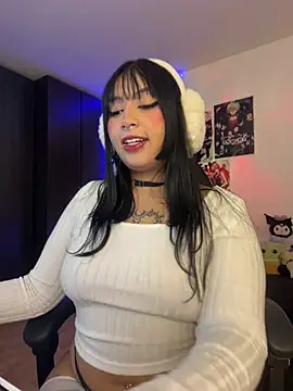 Hinataaa  online show from 03/25/26, 04:40