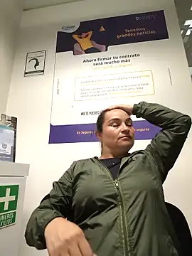 kyra sol online show from 04/30/26, 02:45