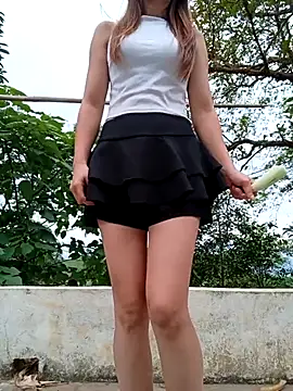 Snapshot of Aurora_Nova chatting on 04/29/26, 11:11 Aurora Nova online show from 04/29/26, 11:11