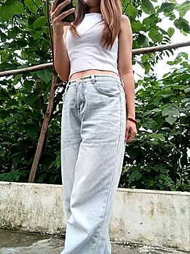 Snapshot of Aurora_Nova chatting on 05/03/26, 11:22 Aurora Nova online show from 05/03/26, 11:22