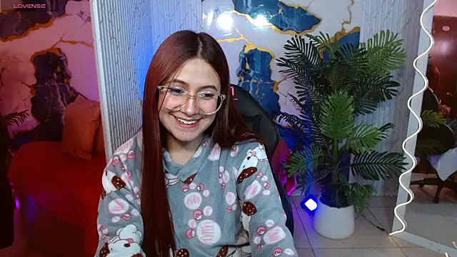 Tiiana tay online show from 05/03/26, 03:12