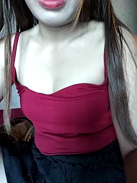 Snapshot of xinhxinh-cute chatting on 04/06/26, 05:52 xinhxinh-cute online show from 04/06/26, 05:52
