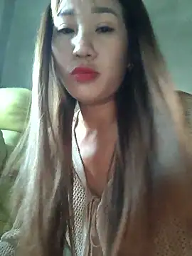 Snapshot of xinhxinh-cute chatting on 04/29/26, 12:37 xinhxinh-cute online show from 04/29/26, 12:37