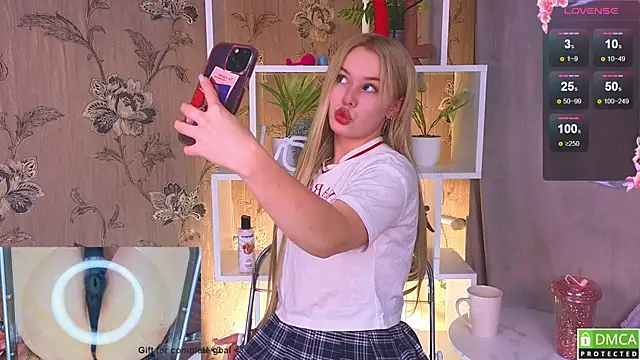 Snapshot of MelissaAvis chatting on 05/12/26, 06:16 MelissaAvis online show from 05/12/26, 06:16
