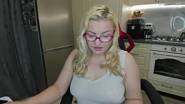 secr3tmistress online show from 04/18/26, 05:17