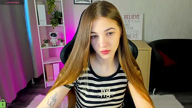 Snapshot of Miss_Shanel chatting on 04/29/26, 12:59 Miss Shanel online show from 04/29/26, 12:59