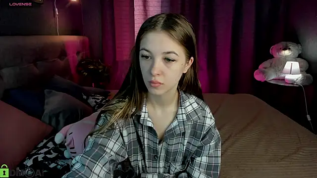 Snapshot of Miss_Shanel chatting on 05/28/26, 12:52 Miss Shanel online show from 05/28/26, 12:52